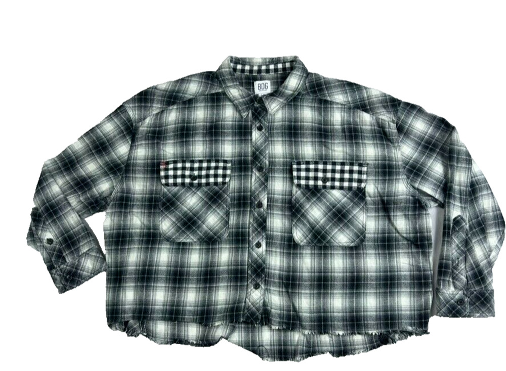 BDG Shirt Womens Large Black & White Plaid Cropped Long Sleeve Flannel